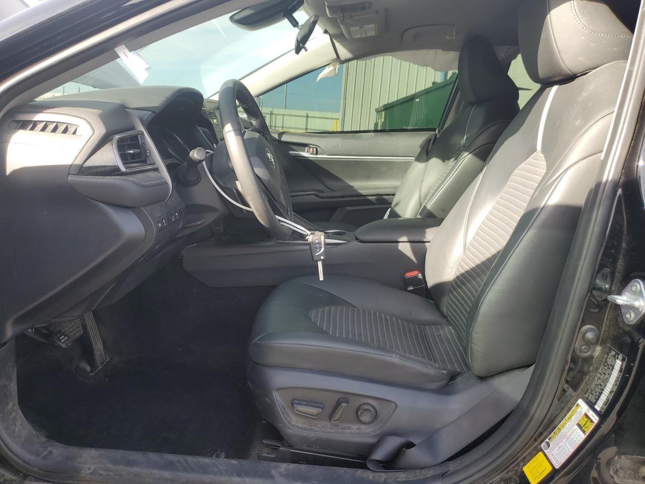 TOYOTA CAMRY SE NIGHT SHADE