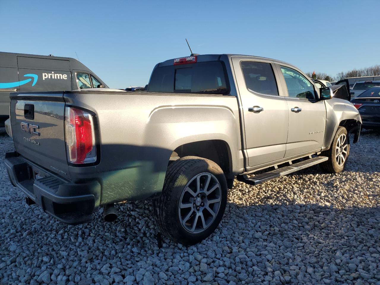 GMC CANYON DENALI