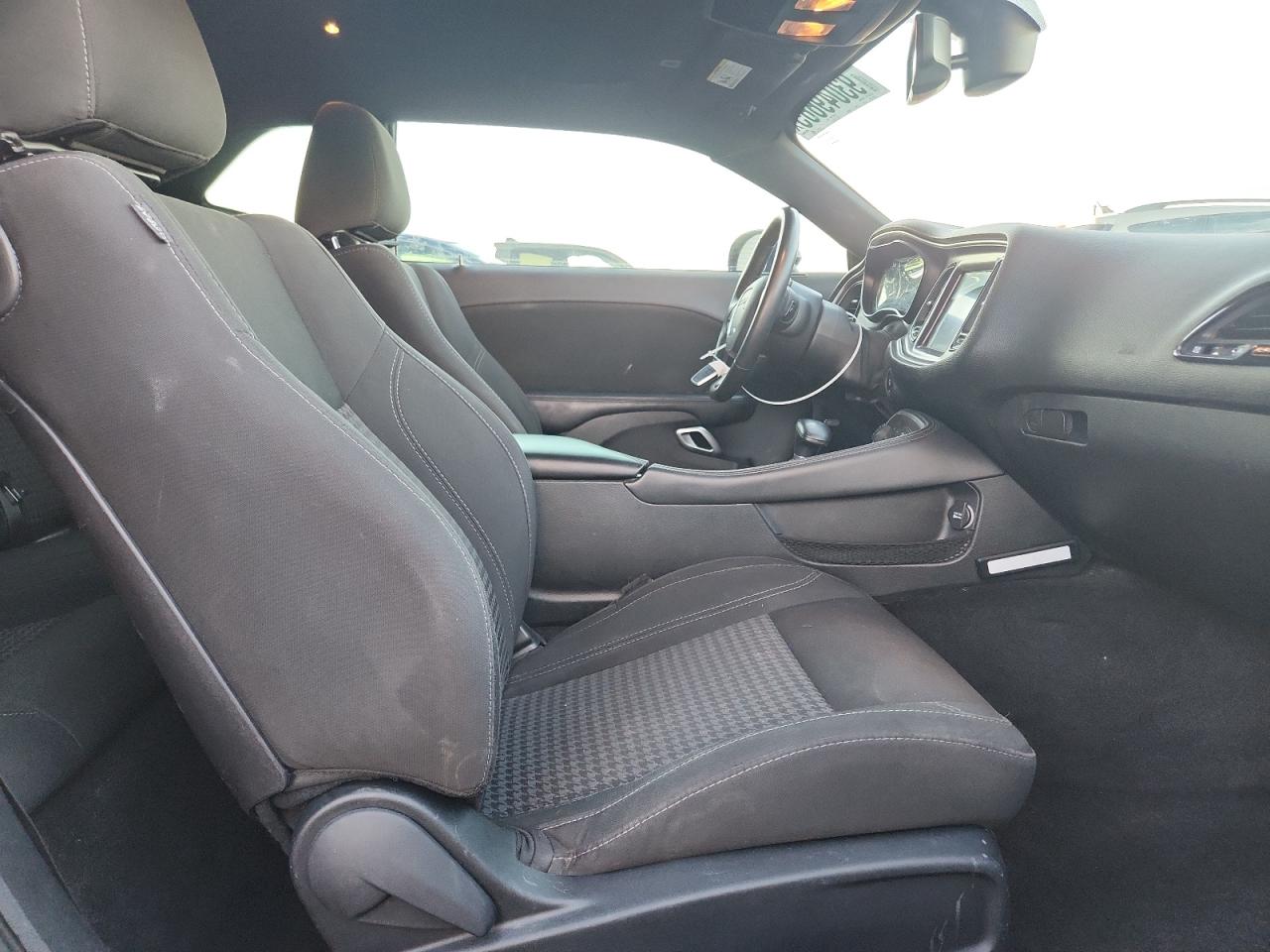 DODGE CHALLENGER SXT