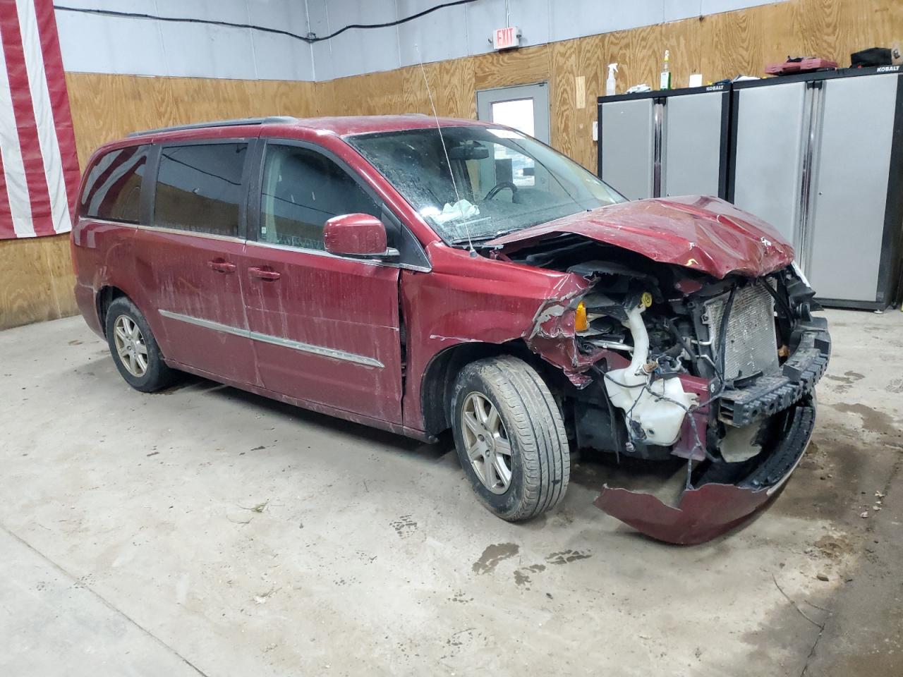 CHRYSLER TOWN & COUNTRY TOURING