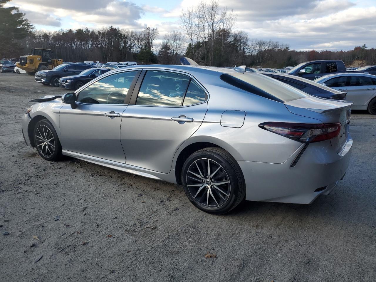 TOYOTA CAMRY SE NIGHT SHADE