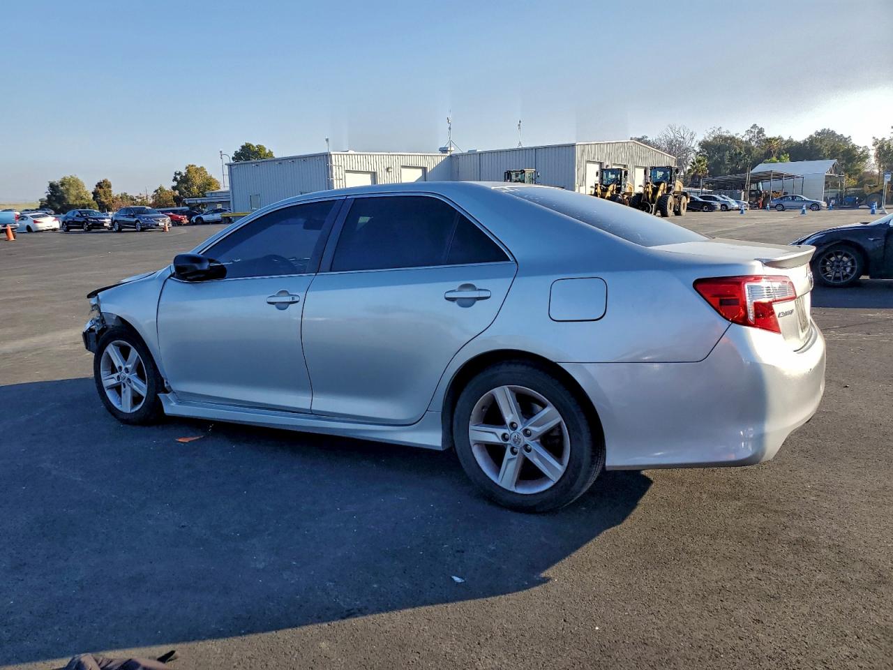 TOYOTA CAMRY L