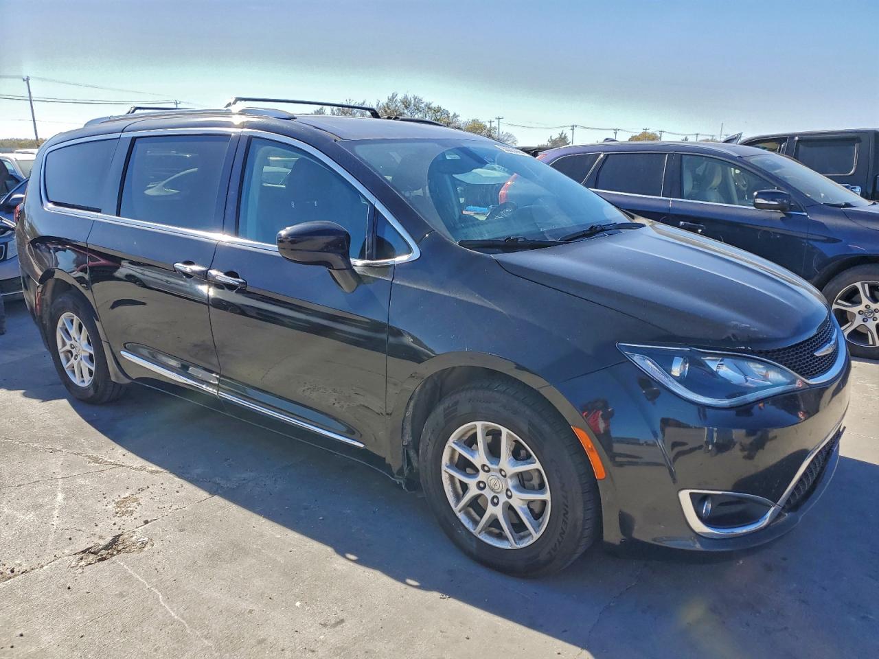 CHRYSLER PACIFICA TOURING L