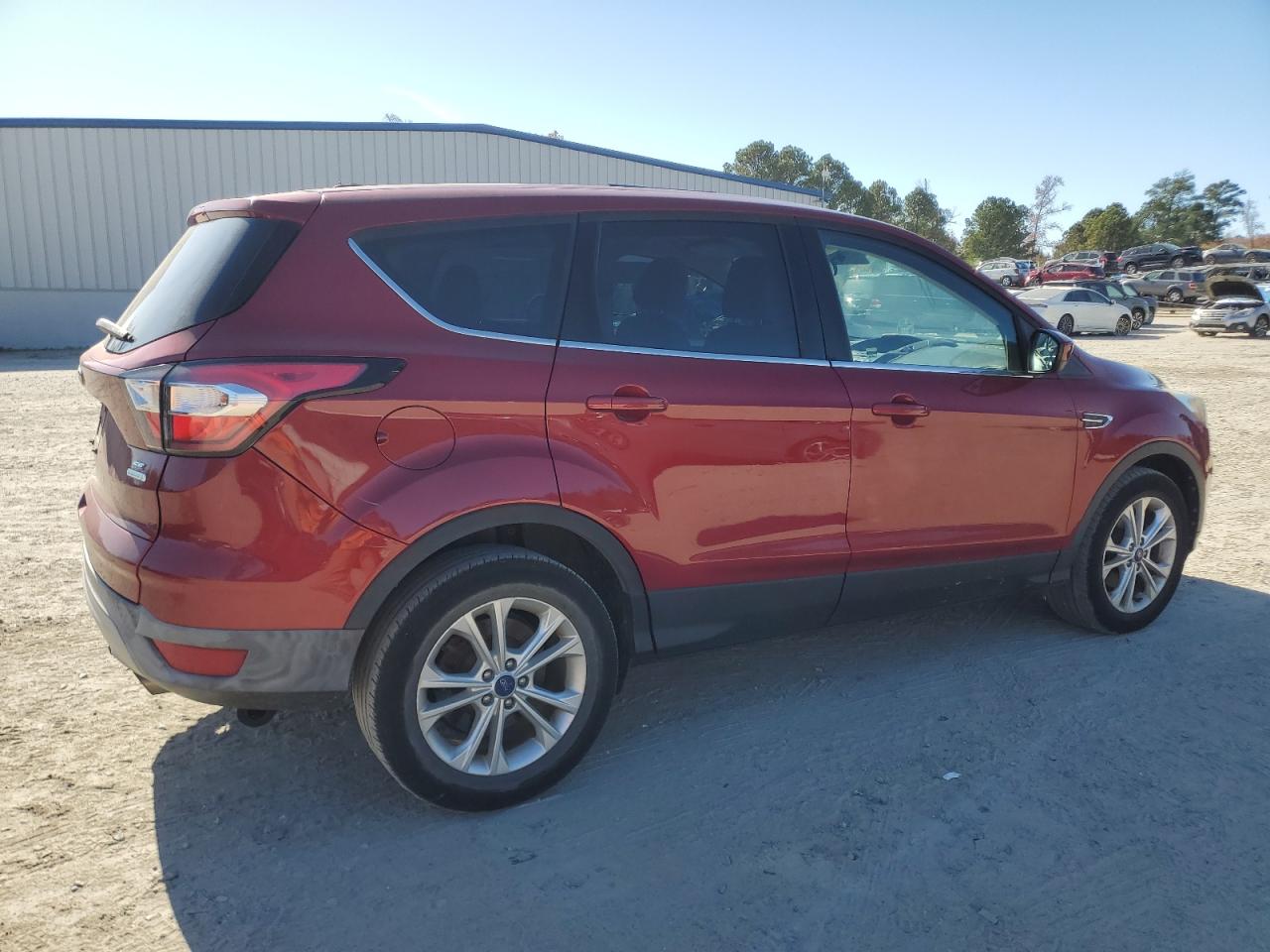 FORD ESCAPE SE