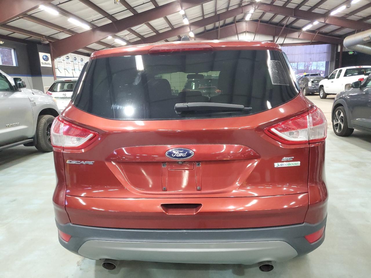 FORD ESCAPE SE