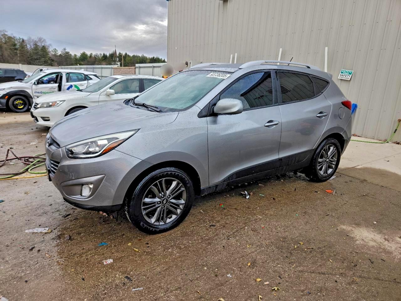 Lot #3298159269 2015 HYUNDAI TUCSON LIM