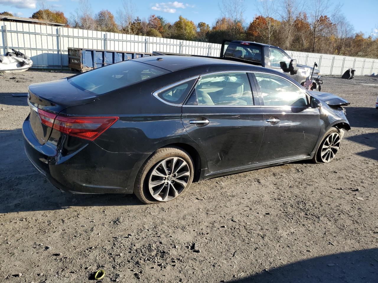 TOYOTA AVALON XLE