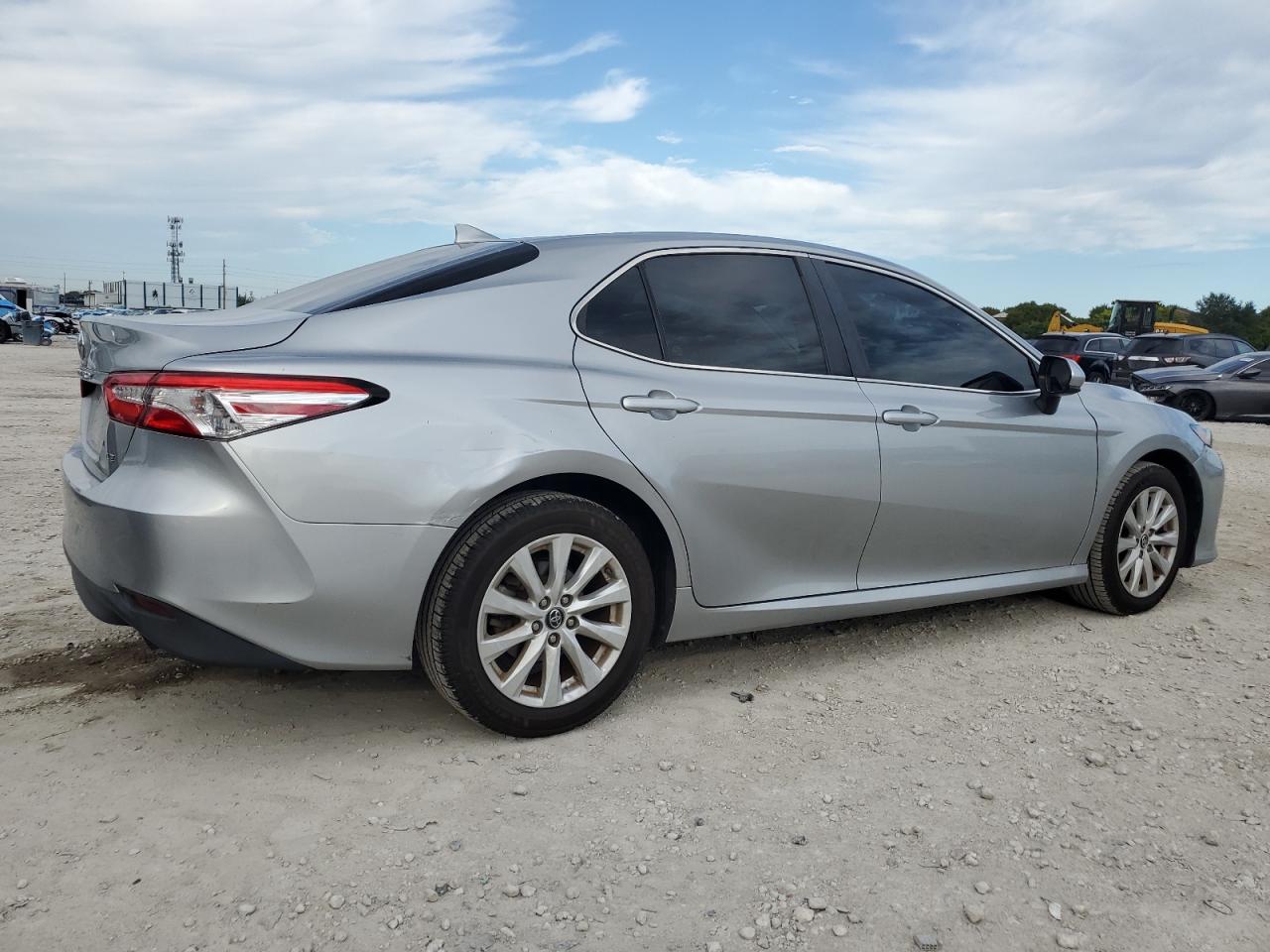 TOYOTA CAMRY L
