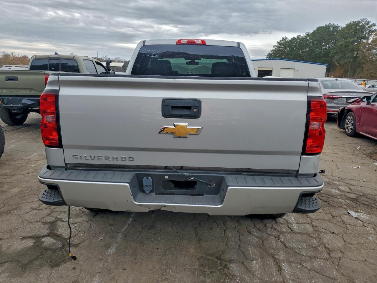 CHEVROLET SILVERADO C1500 CUSTOM