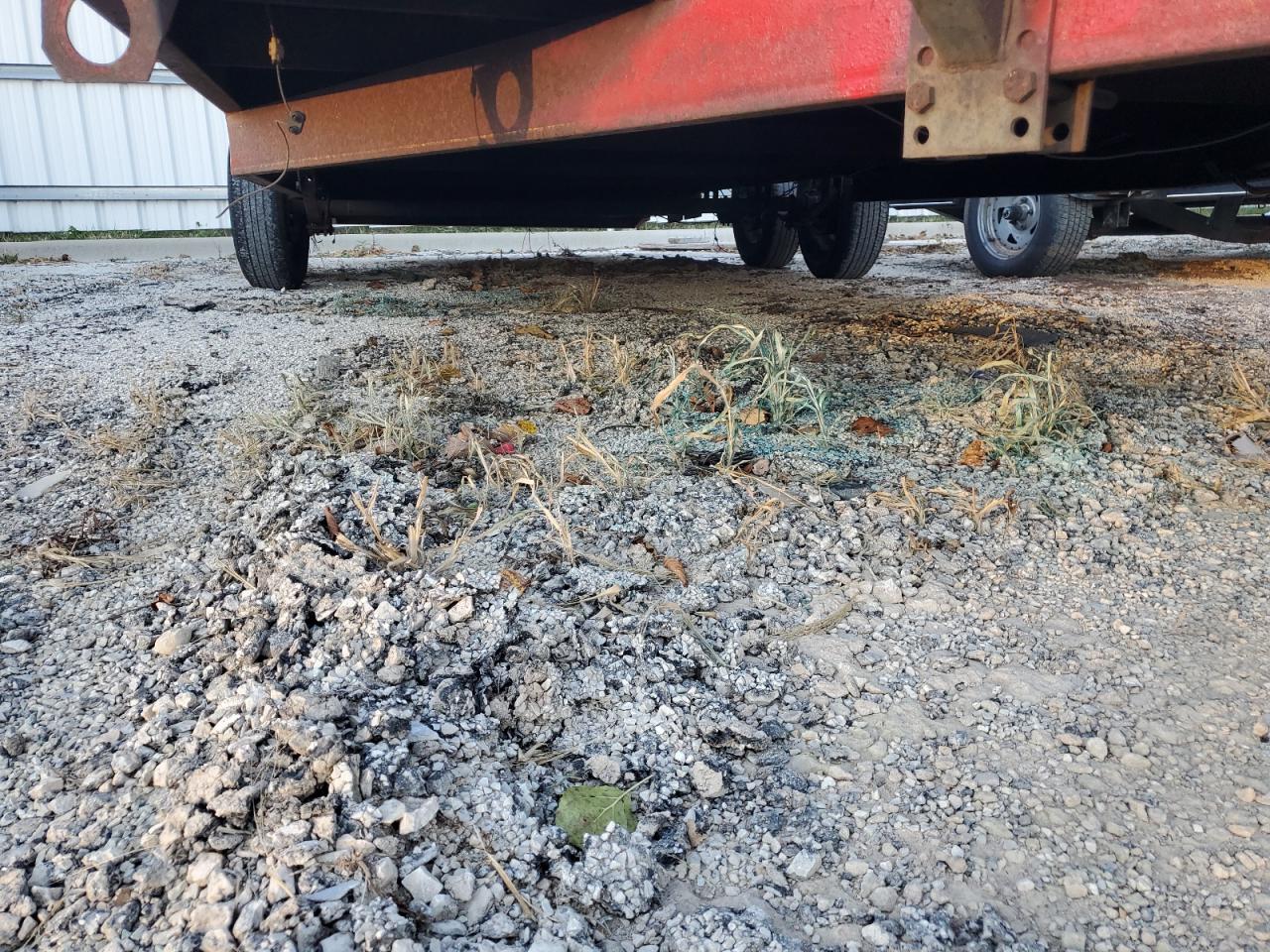 Lot #3284703026 2020 P & T UNKNOWN