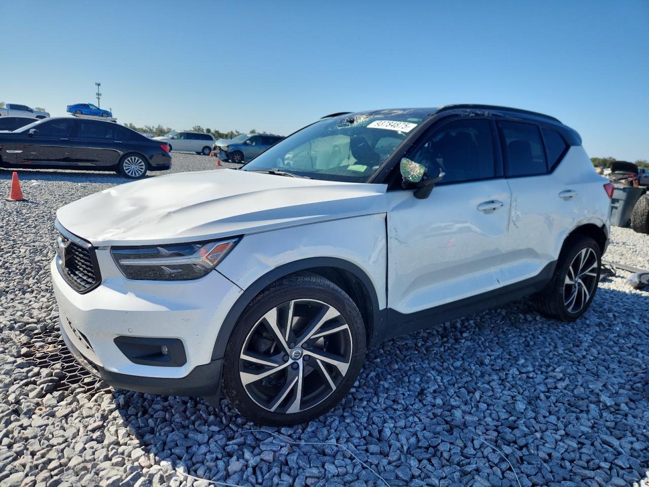 VOLVO XC40 T5 R-DESIGN