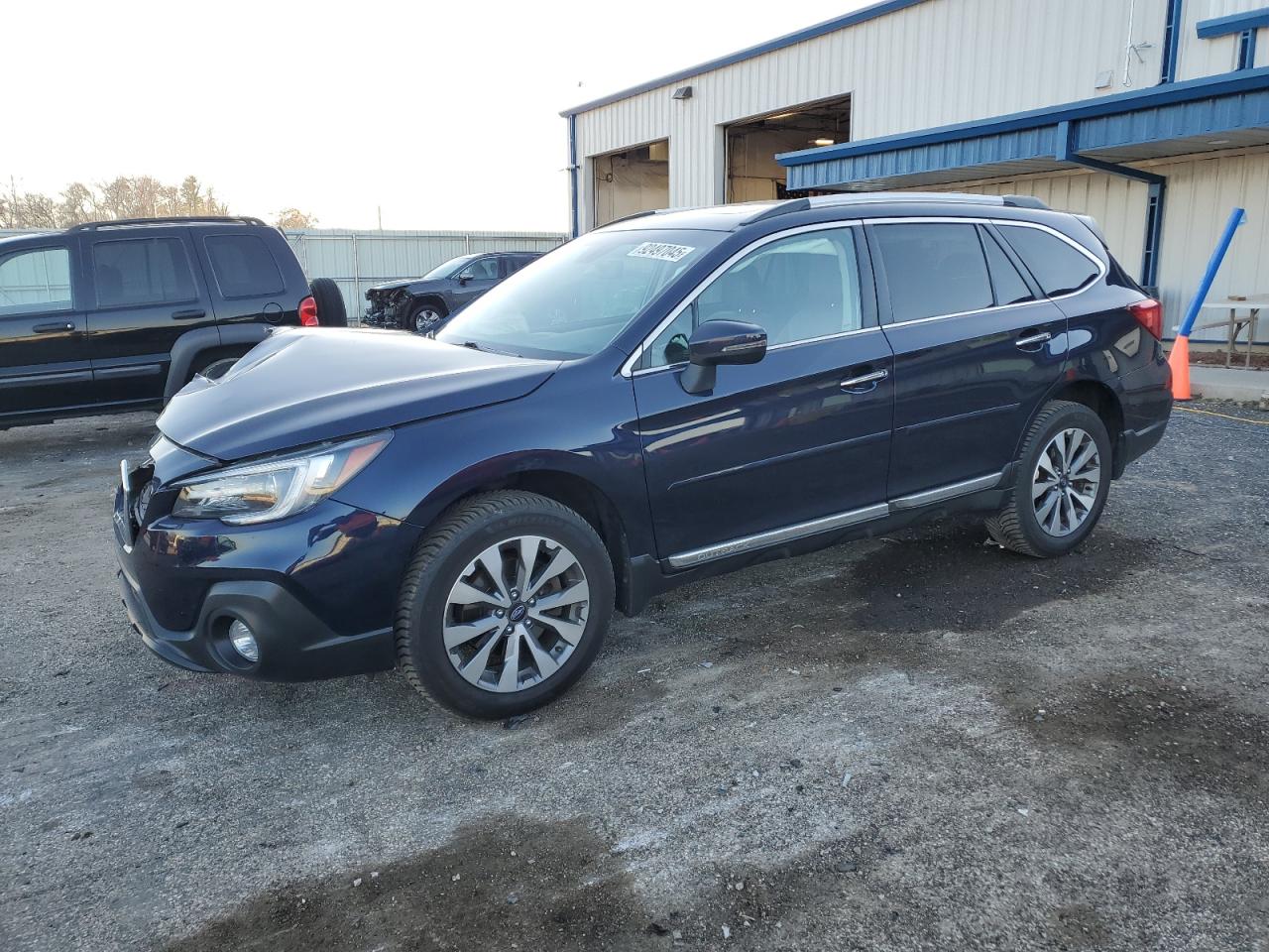 SUBARU OUTBACK TOURING