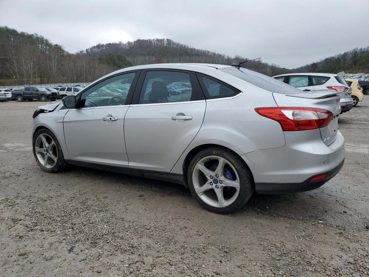FORD FOCUS TITANIUM
