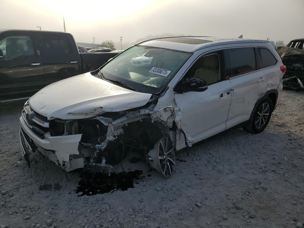 TOYOTA HIGHLANDER SE