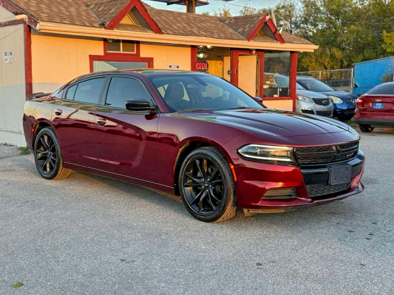 DODGE CHARGER SXT