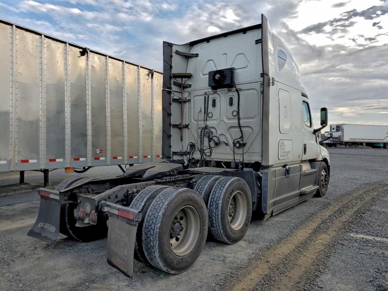 2019 FREIGHTLINER CASCADIA 1 #3297833170