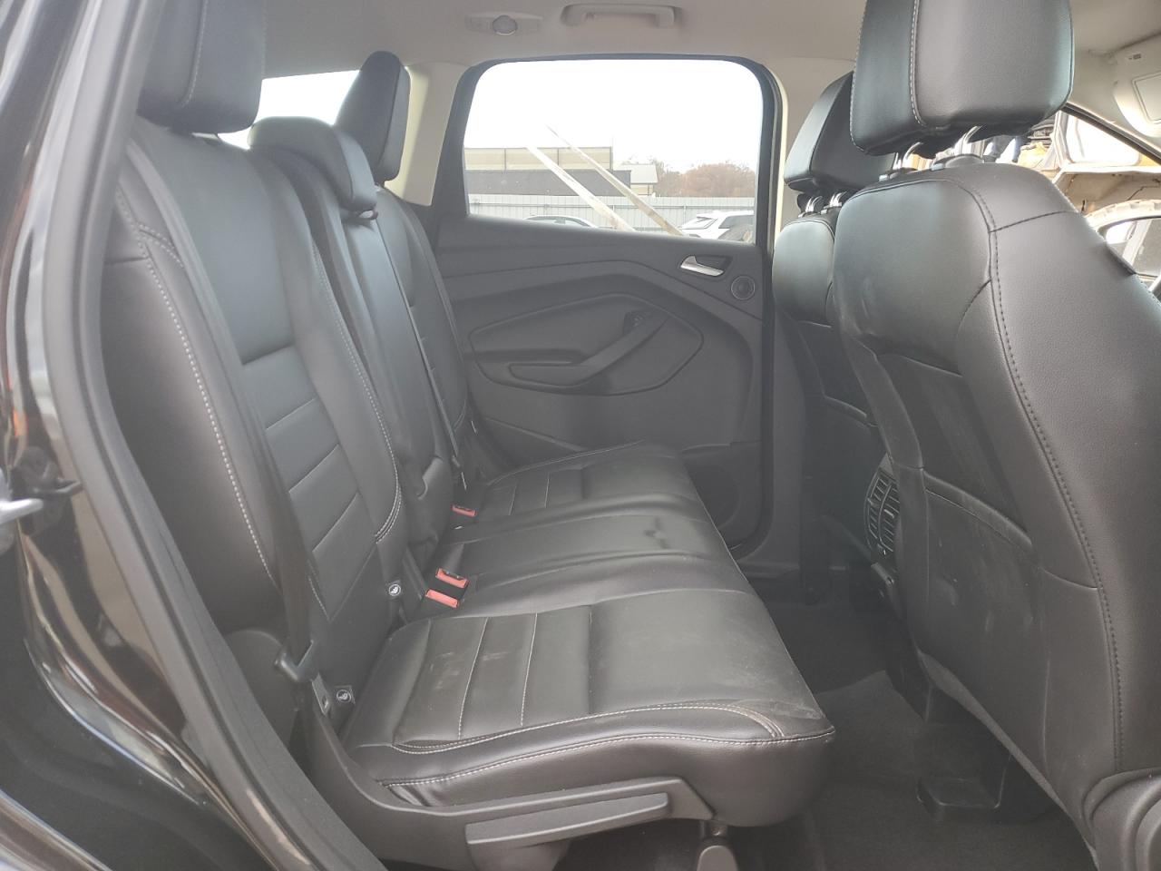 Lot #3302652014 2016 FORD ESCAPE SE