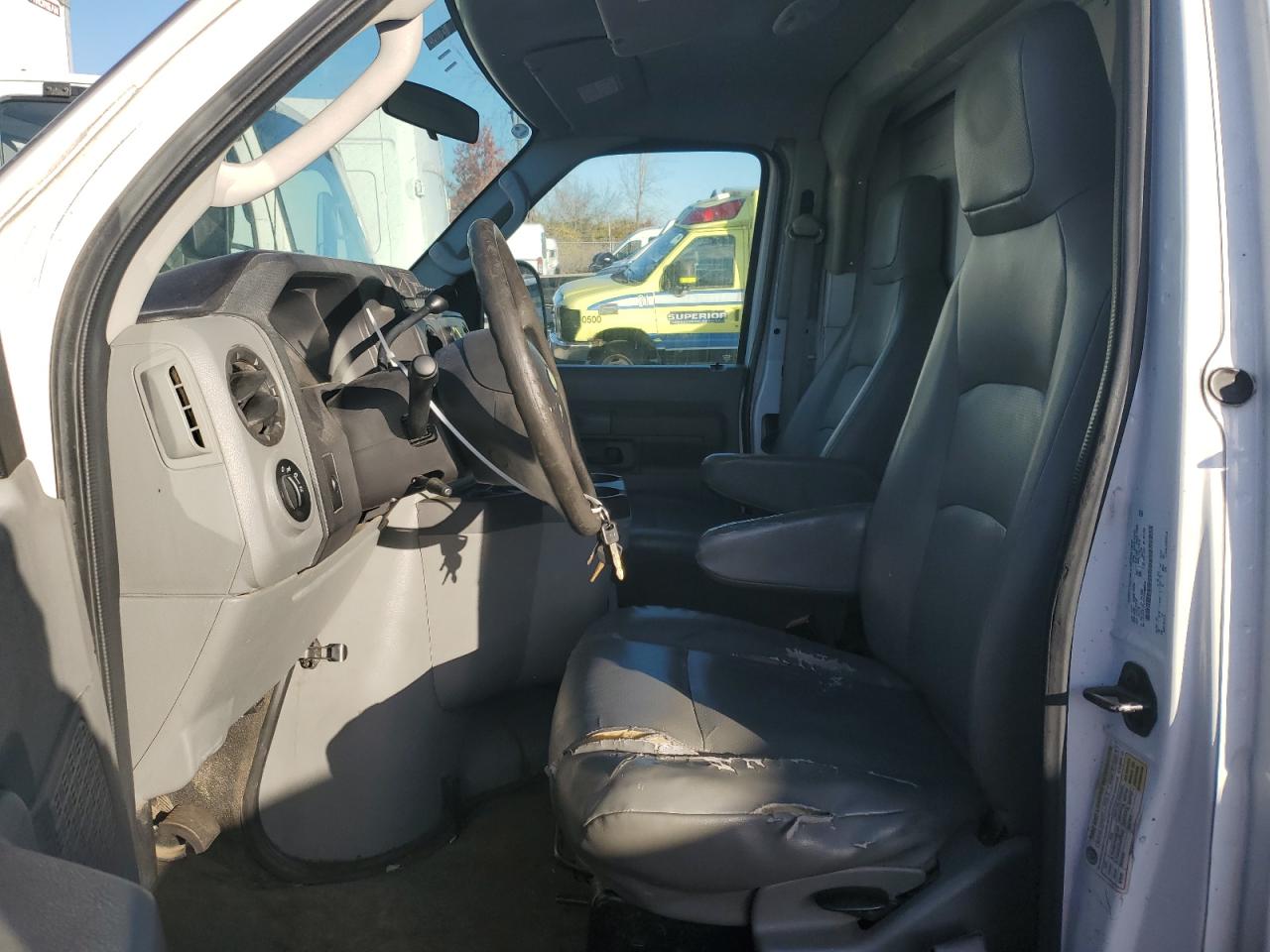 FORD ECONOLINE E350 SUPER DUTY CUTAWAY VAN