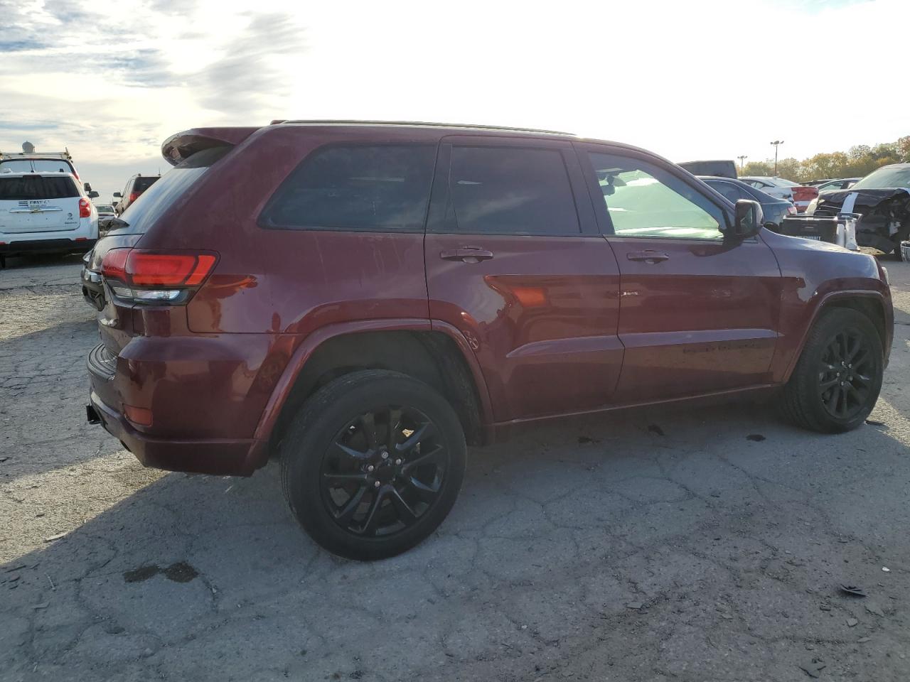 JEEP GRAND CHEROKEE LAREDO
