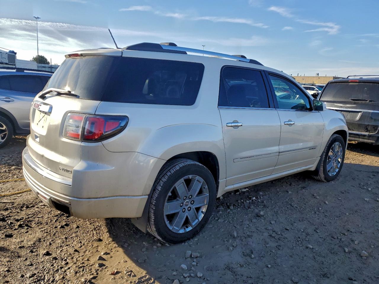 GMC ACADIA DENALI