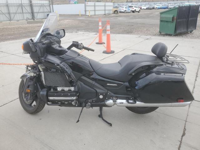 2013 HONDA GL1800 B #3296509672