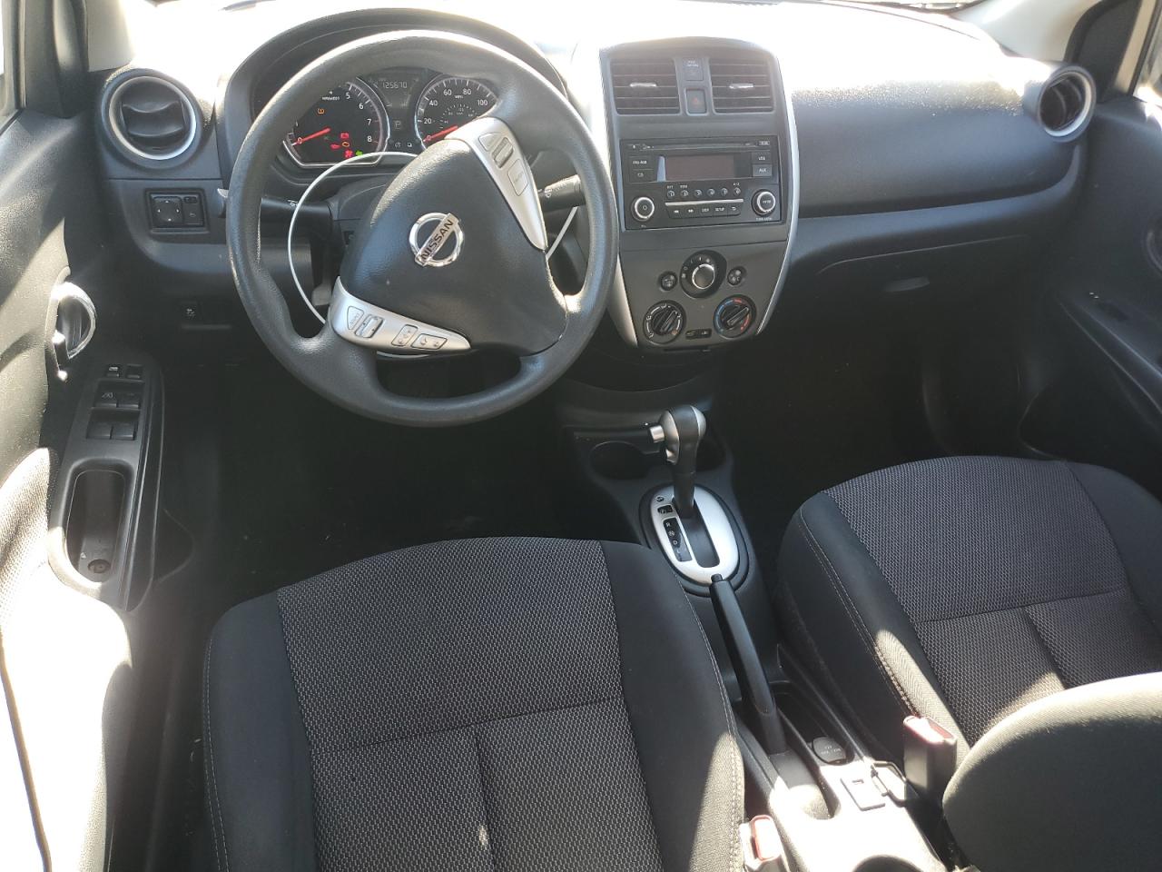 NISSAN VERSA S