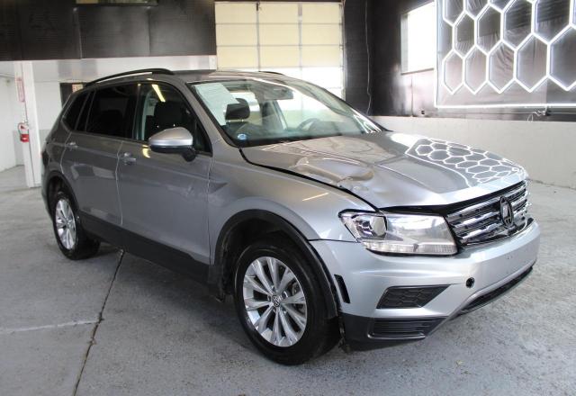 VOLKSWAGEN TIGUAN S