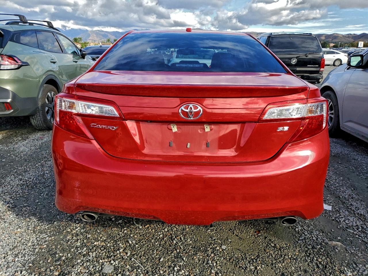 TOYOTA CAMRY SE