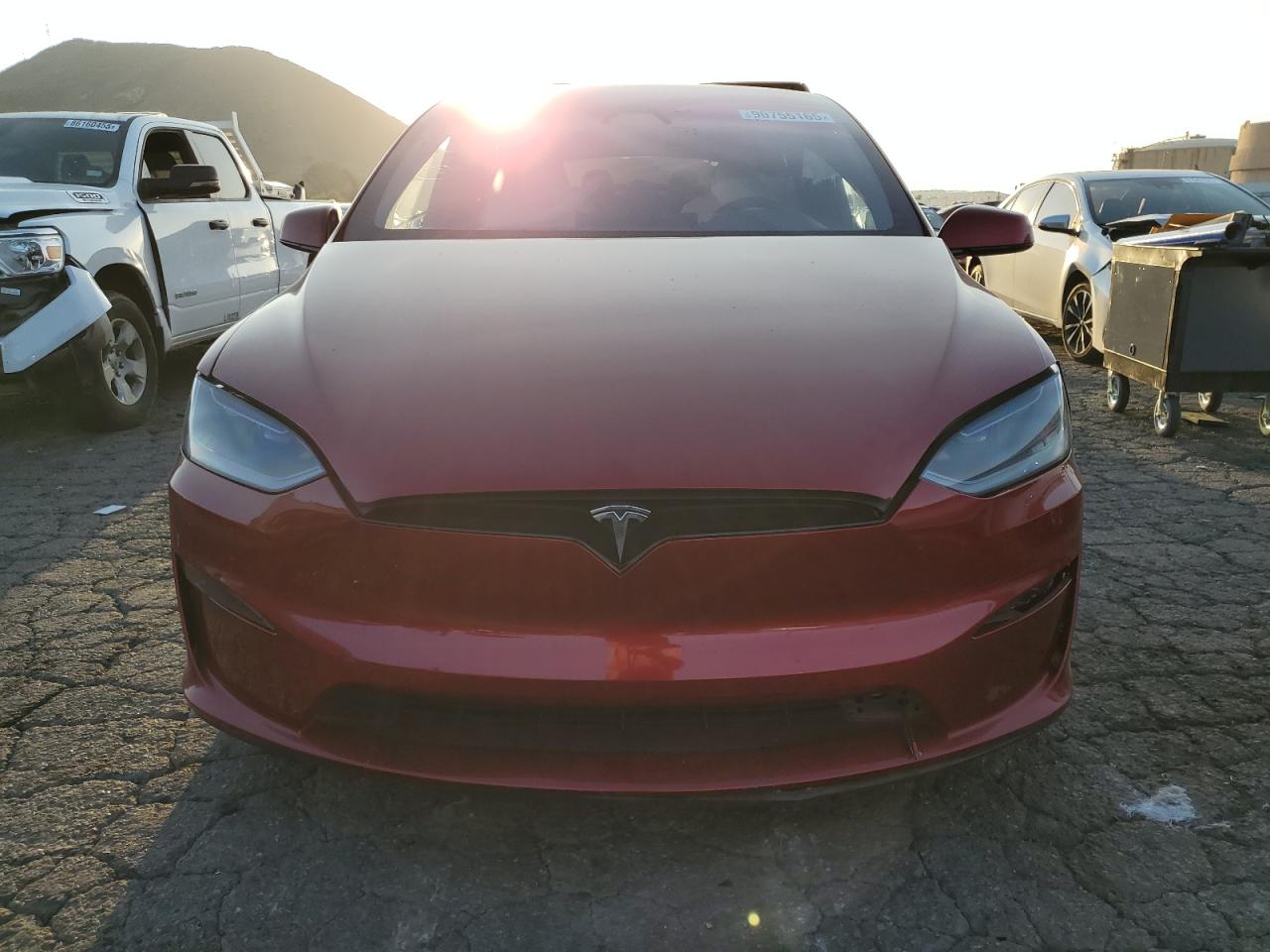 TESLA MODEL X
