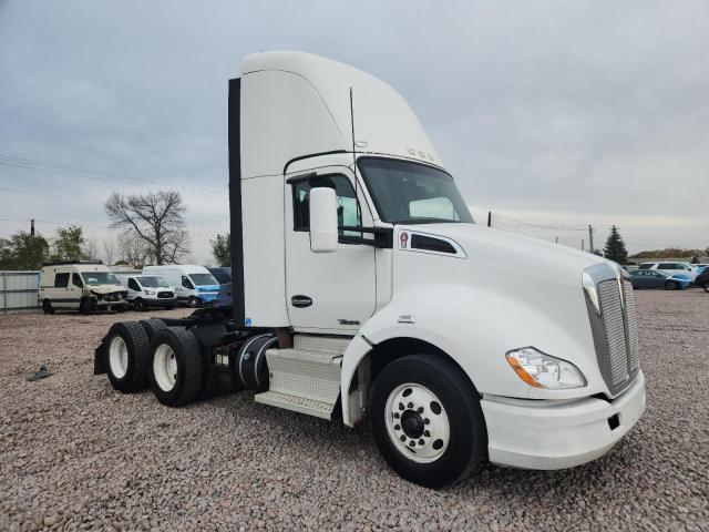 Global Auto Auctions: 2017 KENWORTH T680