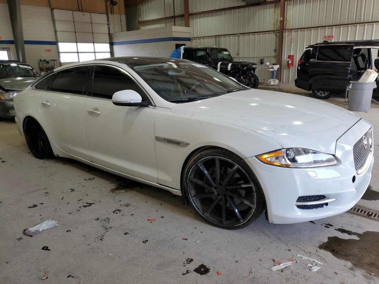 JAGUAR XJ XJL