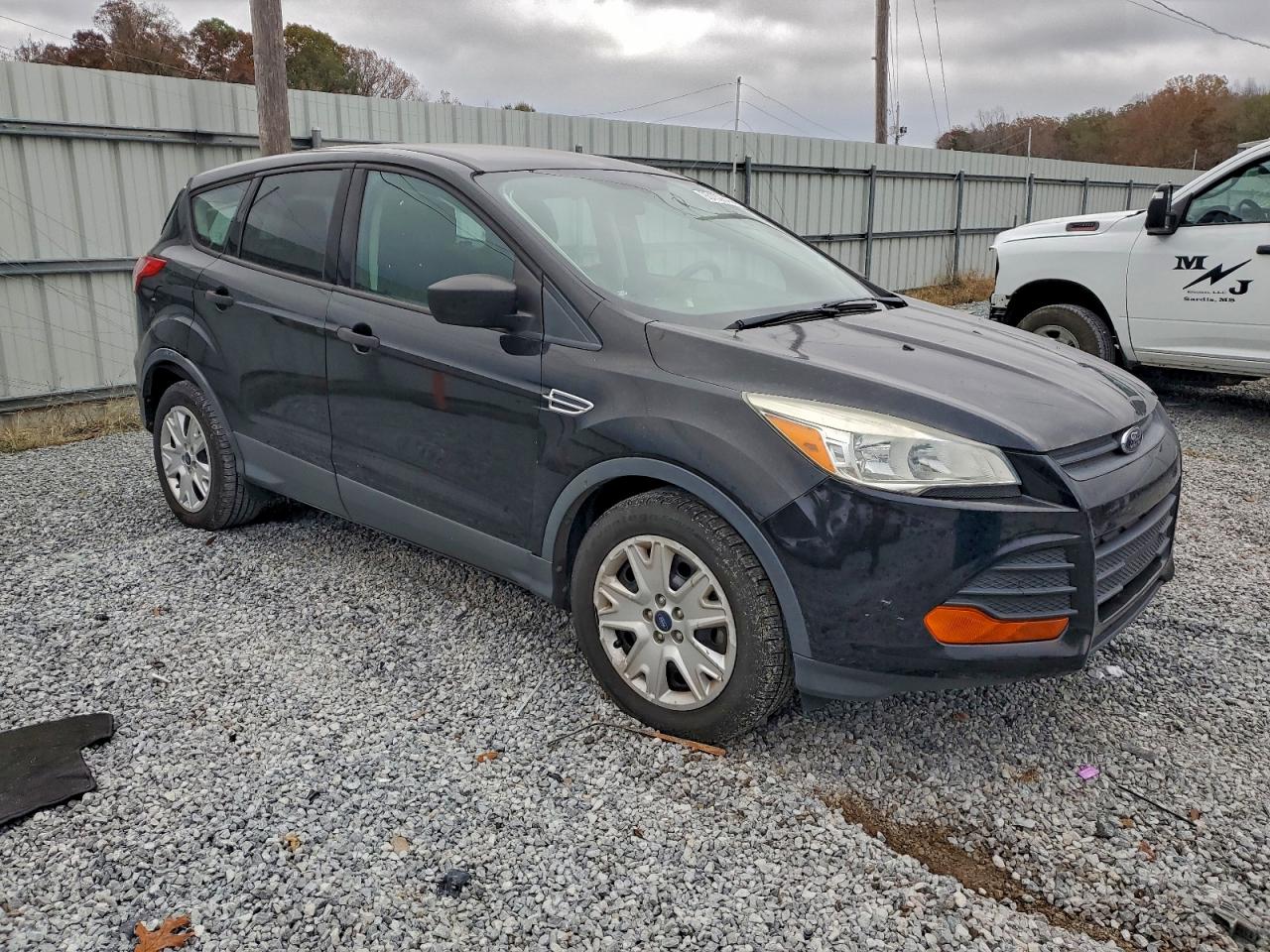 FORD ESCAPE S