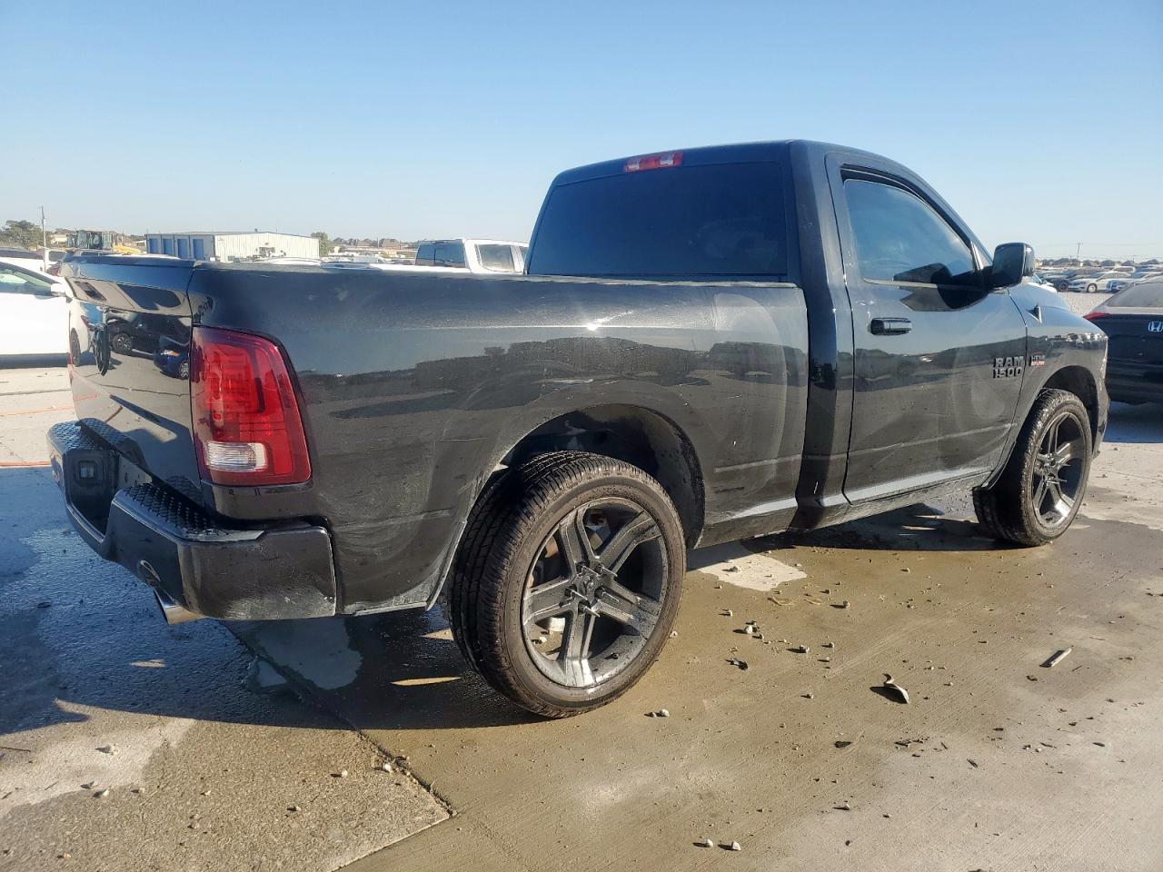 RAM 1500 SPORT
