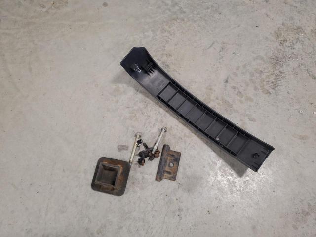 2013 HYUNDAI SANTA FE S - 5XYZUDLB1DG011864