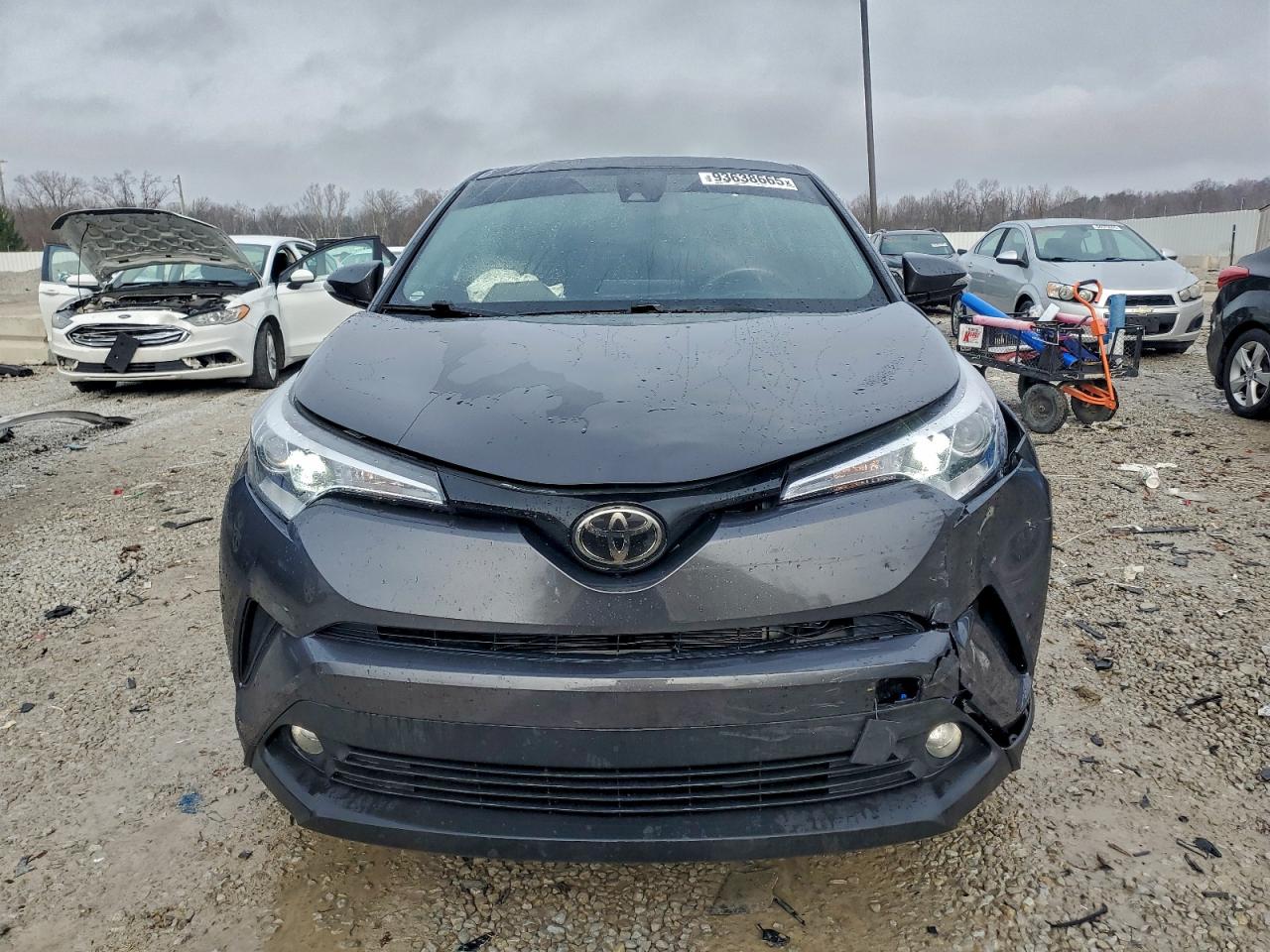 TOYOTA C-HR XLE