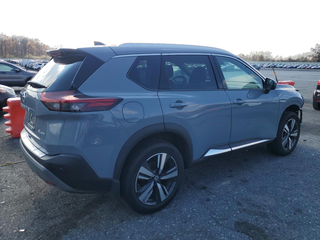 NISSAN ROGUE SL