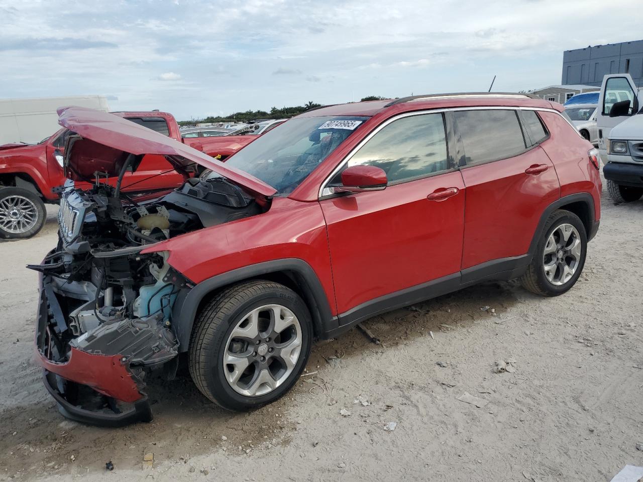 Lot #3315925086 2019 JEEP COMPASS LI