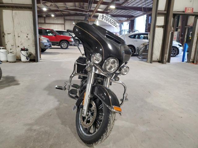 2016 HARLEY-DAVIDSON FLHTK ULTR 1HD1KEL14GB642962