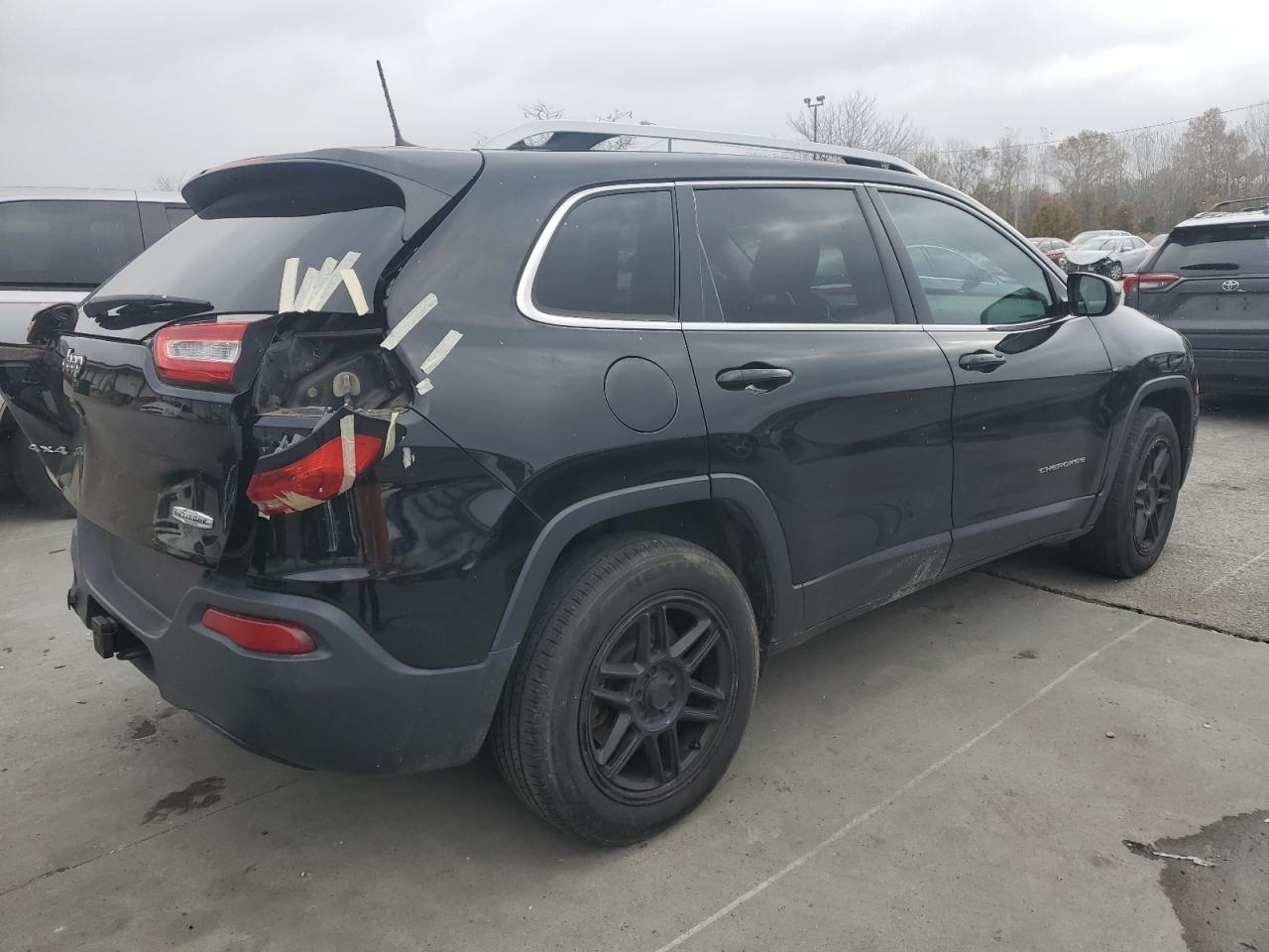 JEEP GRAND CHEROKEE LATITUDE PLUS