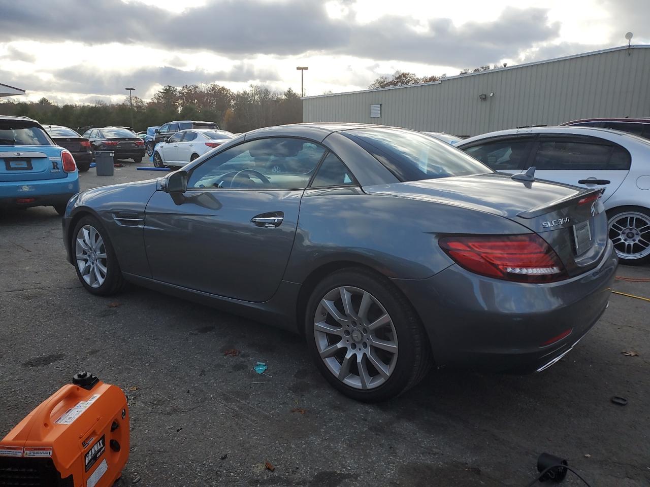 MERCEDES-BENZ SLC-CLASS 300