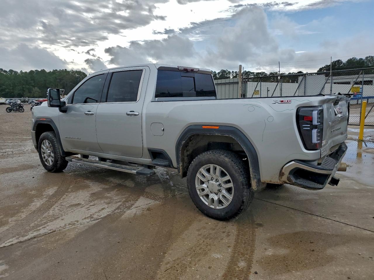 GMC SIERRA K2500 SLT
