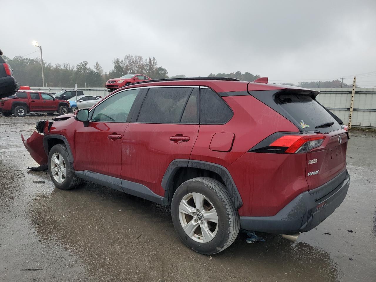TOYOTA RAV4 XLE
