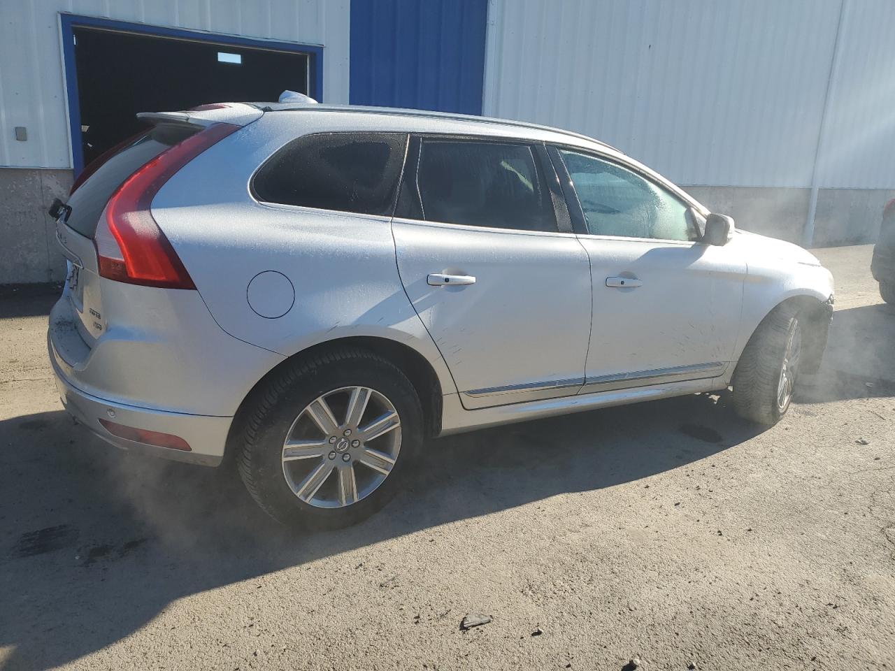 VOLVO XC60 T6 PREMIER