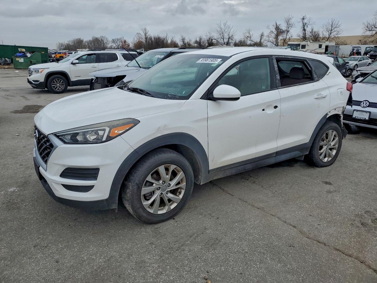 Lot #3310314954 2019 HYUNDAI TUCSON SE