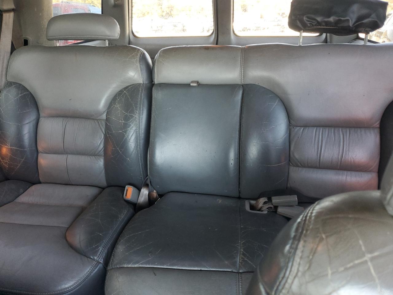 Lot #3302894906 2000 CHEVROLET TAHOE C150