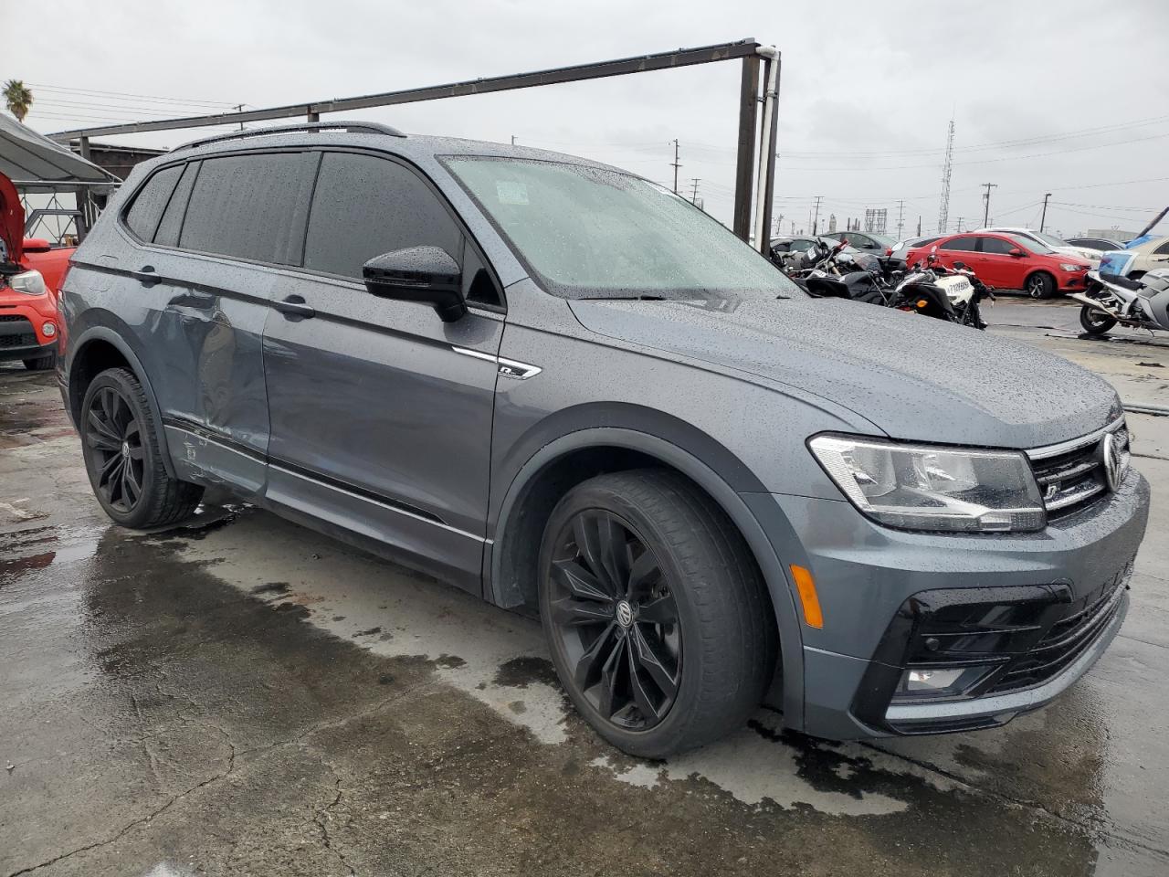 VOLKSWAGEN TIGUAN SE