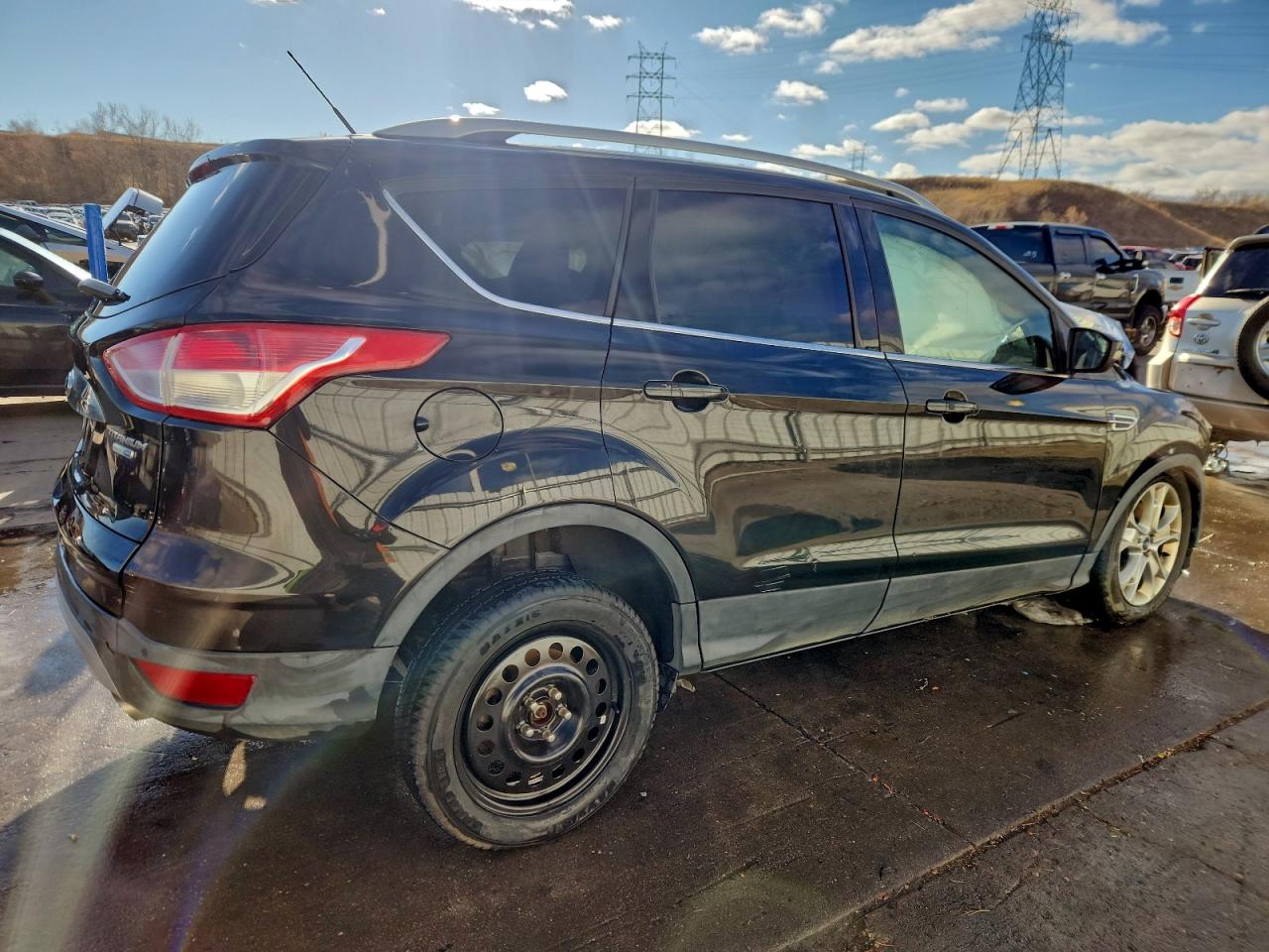 FORD ESCAPE TITANIUM