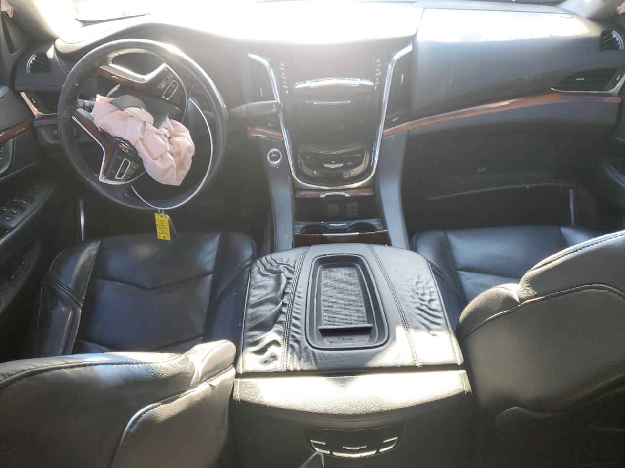 CADILLAC ESCALADE ESV PREMIUM