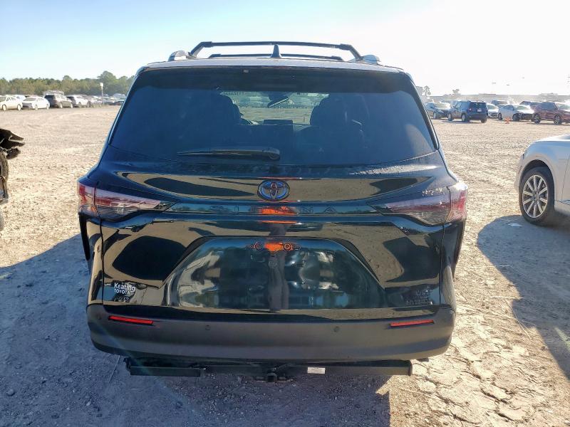 2024 TOYOTA SIENNA XSE #3283772424