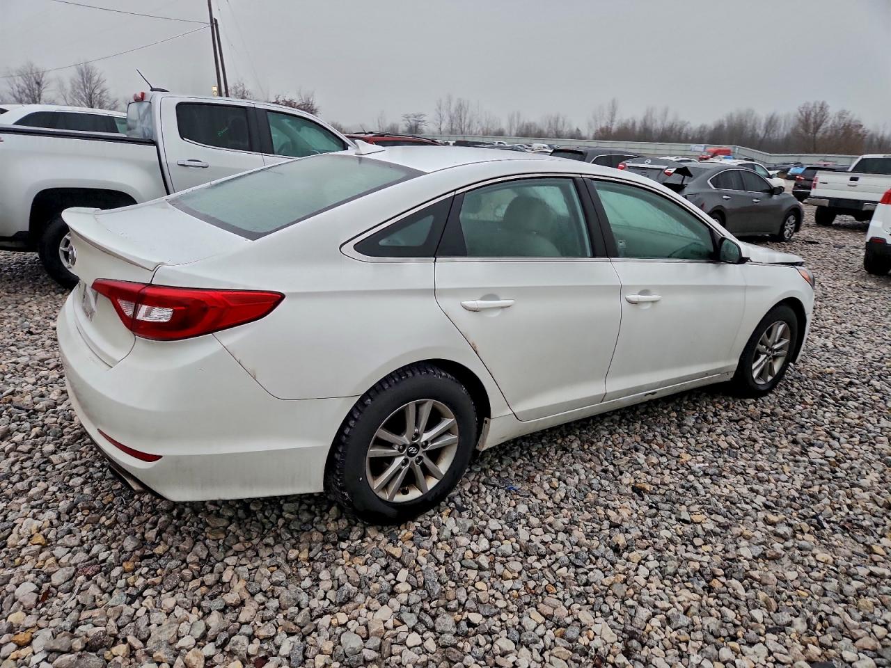Lot #3298000051 2015 HYUNDAI SONATA SE